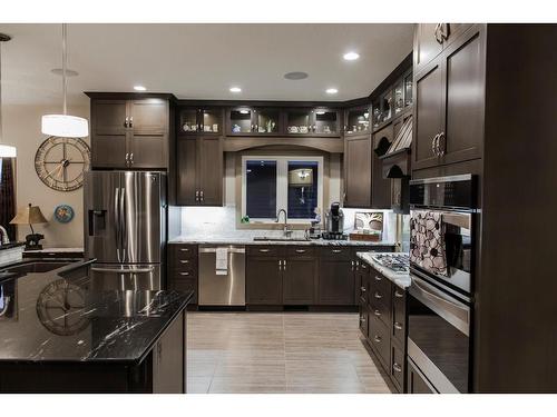 15606 107A Street, Rural Grande Prairie No. 1, County Of, AB - Indoor Photo Showing Kitchen With Upgraded Kitchen