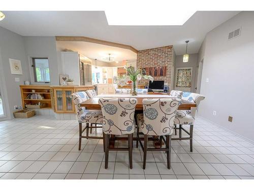 6101 96A Street, Grande Prairie, AB - Indoor Photo Showing Dining Room