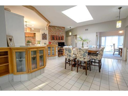 6101 96A Street, Grande Prairie, AB - Indoor Photo Showing Dining Room