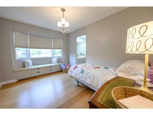 6101 96A Street, Grande Prairie, AB - Indoor Photo Showing Bedroom