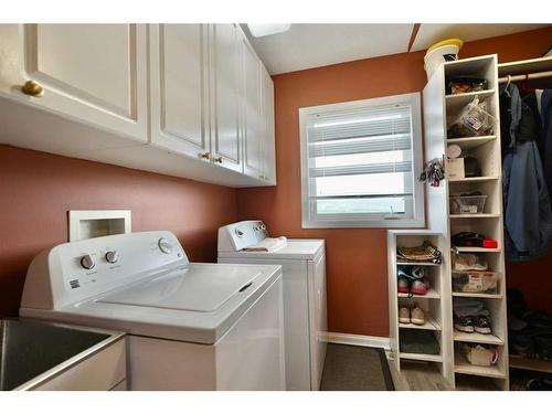 231045 Highway 684, Rural Peace No. 135, M.D. Of, AB - Indoor Photo Showing Laundry Room