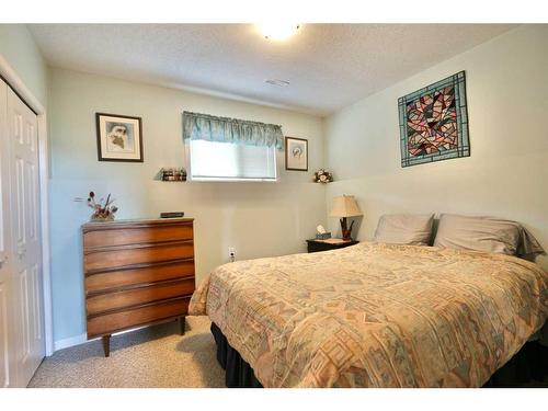 231045 Highway 684, Rural Peace No. 135, M.D. Of, AB - Indoor Photo Showing Bedroom