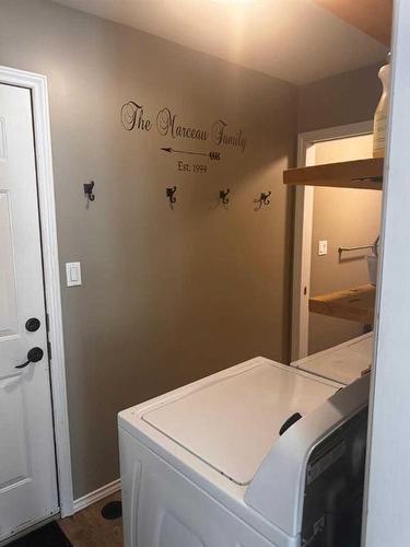 13201 92 Street, Peace River, AB - Indoor Photo Showing Laundry Room