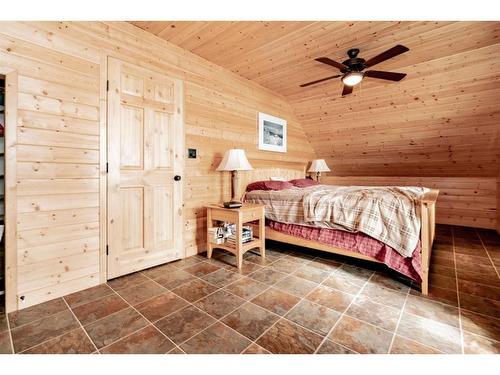 53 Boyd Lakeshore, Rural Greenview No. 16, M.D. Of, AB - Indoor Photo Showing Bedroom