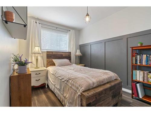 11421 107 Avenue, Fairview, AB - Indoor Photo Showing Bedroom