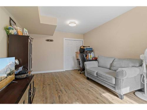 11421 107 Avenue, Fairview, AB - Indoor