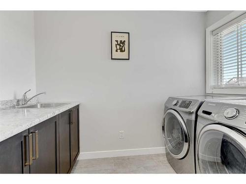 8565 72 Avenue, Grande Prairie, AB - Indoor Photo Showing Laundry Room