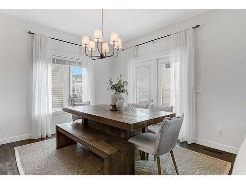 8565 72 Avenue, Grande Prairie, AB - Indoor Photo Showing Dining Room