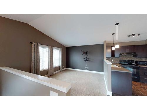 9302 100 Avenue, Grande Prairie, AB - Indoor Photo Showing Kitchen