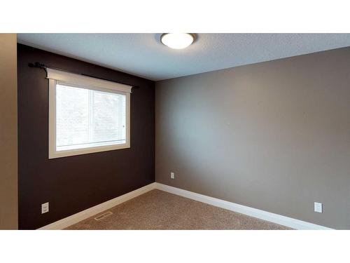 9302 100 Avenue, Grande Prairie, AB - Indoor Photo Showing Other Room