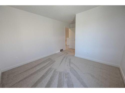 12834 87A Street, Grande Prairie, AB - Indoor Photo Showing Other Room