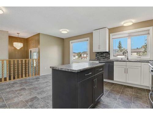 10319 104Ave, Grande Cache, AB - Indoor Photo Showing Kitchen