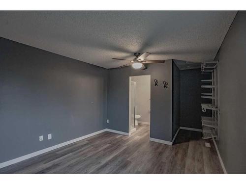 4801 49 Ave, Grimshaw, AB - Indoor Photo Showing Other Room