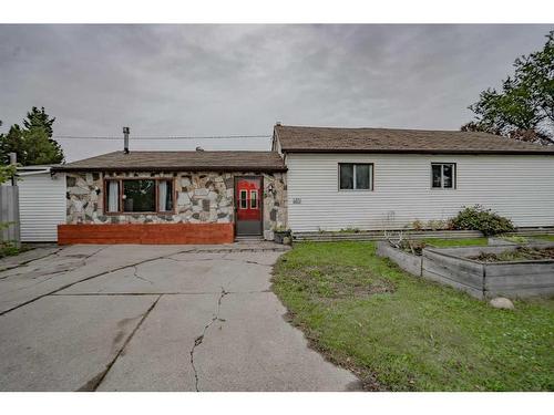 4801 49 Ave, Grimshaw, AB - Outdoor