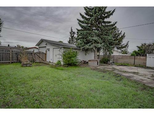 4801 49 Ave, Grimshaw, AB - Outdoor