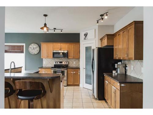 8605 70 Avenue, Grande Prairie, AB - Indoor Photo Showing Kitchen