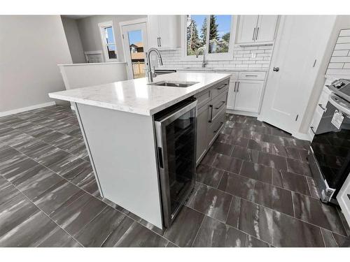 8805 102 Street, Grande Prairie, AB - Indoor Photo Showing Kitchen