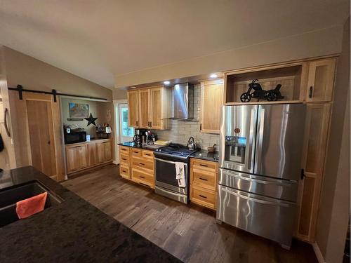 104548 Rge Rd 161, Rural Mackenzie County, AB - Indoor Photo Showing Kitchen