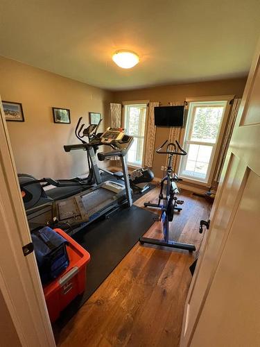 104548 Rge Rd 161, Rural Mackenzie County, AB - Indoor Photo Showing Gym Room