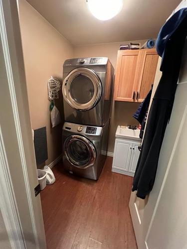 104548 Rge Rd 161, Rural Mackenzie County, AB - Indoor Photo Showing Laundry Room