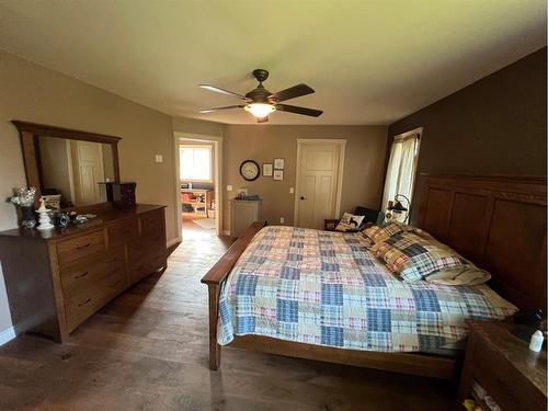 104548 Rge Rd 161, Rural Mackenzie County, AB - Indoor Photo Showing Bedroom