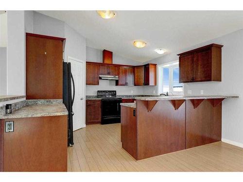 740046 Range Road 50, Sexsmith, AB - Indoor Photo Showing Kitchen