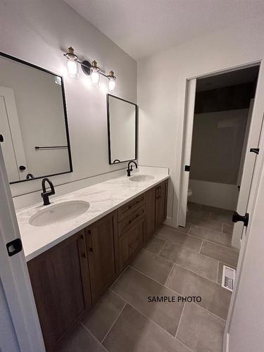 14528 107B Street, Rural Grande Prairie No. 1, County Of, AB - Indoor Photo Showing Bathroom