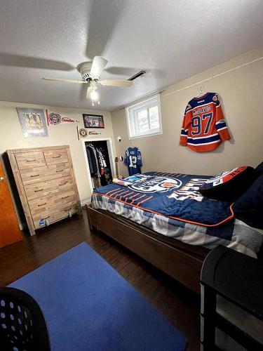 10266 111 Avenue, Grande Prairie, AB - Indoor Photo Showing Bedroom