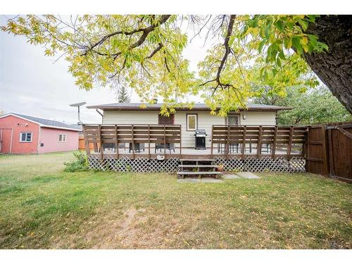 9501 121 Avenue, Grande Prairie, AB - Outdoor With Deck Patio Veranda