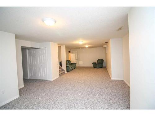 7509 102 Street, Grande Prairie, AB - Indoor Photo Showing Other Room