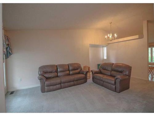 7509 102 Street, Grande Prairie, AB - Indoor Photo Showing Living Room