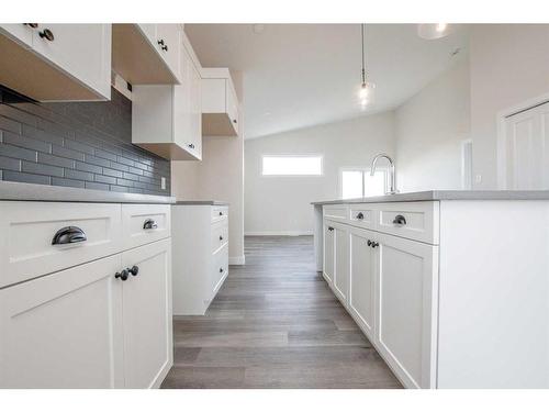 8513 87A Street, Grande Prairie, AB - Indoor Photo Showing Kitchen