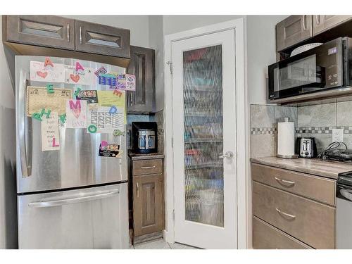 9422 88 Street, Grande Prairie, AB - Indoor Photo Showing Kitchen