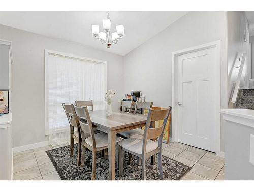 9422 88 Street, Grande Prairie, AB - Indoor Photo Showing Dining Room