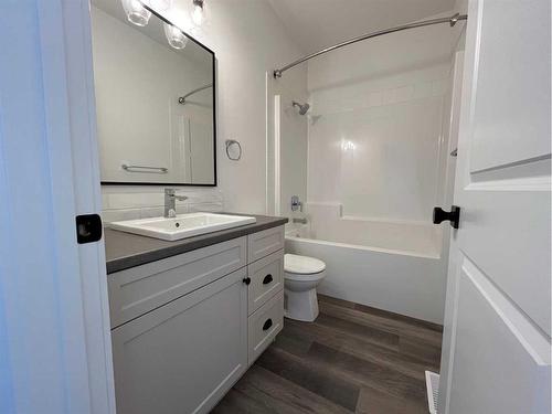 8518 87 Street, Grande Prairie, AB - Indoor Photo Showing Bathroom