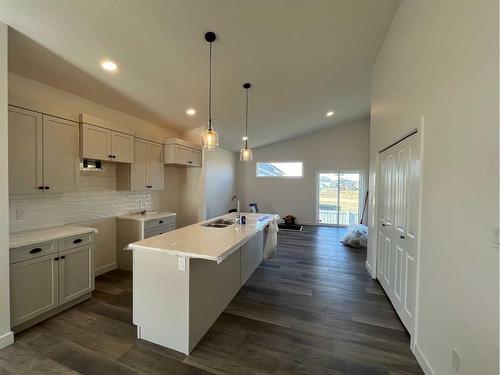 8518 87 Street, Grande Prairie, AB - Indoor Photo Showing Kitchen With Upgraded Kitchen