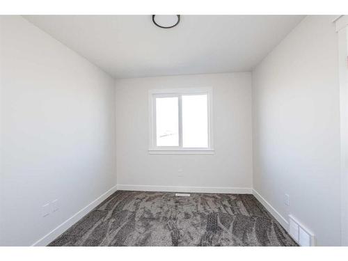 8222 87A Street, Grande Prairie, AB - Indoor Photo Showing Other Room