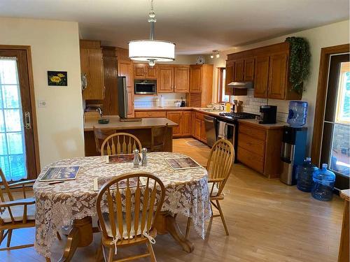 8080 Twp Rd 820, Rural Saddle Hills County, AB - Indoor Photo Showing Dining Room