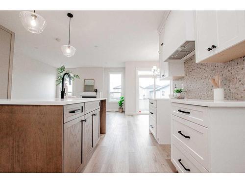 9805 89A Street, Grande Prairie, AB - Indoor Photo Showing Kitchen With Upgraded Kitchen