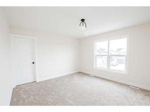 9805 89A Street, Grande Prairie, AB - Indoor Photo Showing Other Room