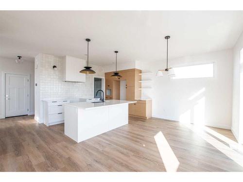 8221 87 Street, Grande Prairie, AB - Indoor Photo Showing Kitchen With Upgraded Kitchen