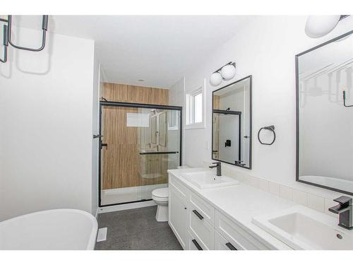 8221 87 Street, Grande Prairie, AB - Indoor Photo Showing Bathroom