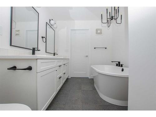 8221 87 Street, Grande Prairie, AB - Indoor Photo Showing Bathroom