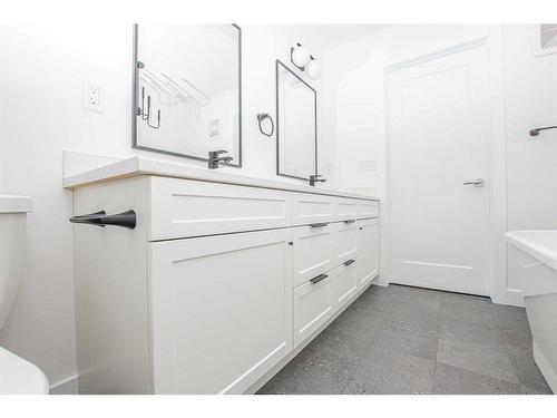 8221 87 Street, Grande Prairie, AB - Indoor Photo Showing Bathroom