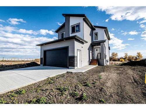 8221 87 Street, Grande Prairie, AB - Outdoor