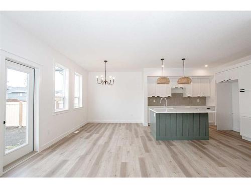 9702 89 Street, Grande Prairie, AB - Indoor Photo Showing Kitchen