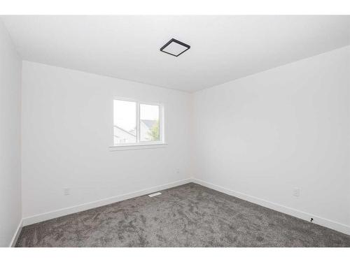 9702 89 Street, Grande Prairie, AB - Indoor Photo Showing Other Room