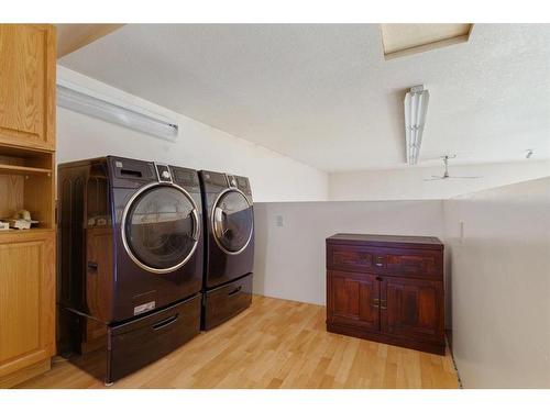 743061 64 Range, Rural Grande Prairie No. 1, County Of, AB - Indoor Photo Showing Laundry Room