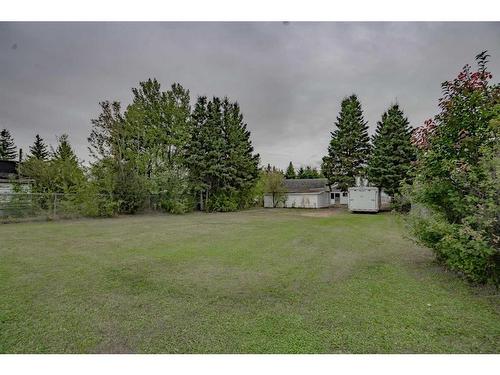 4714 50Th Avenue, Berwyn, AB - Outdoor