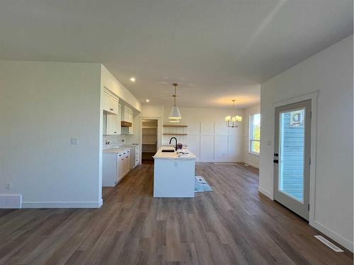 13530 104A Street, Grande Prairie, AB - Indoor Photo Showing Kitchen